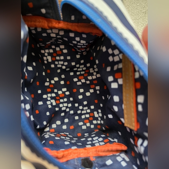 Stella & Dot, Navy and White Striped Makeup Poof - Picture 9 of 10